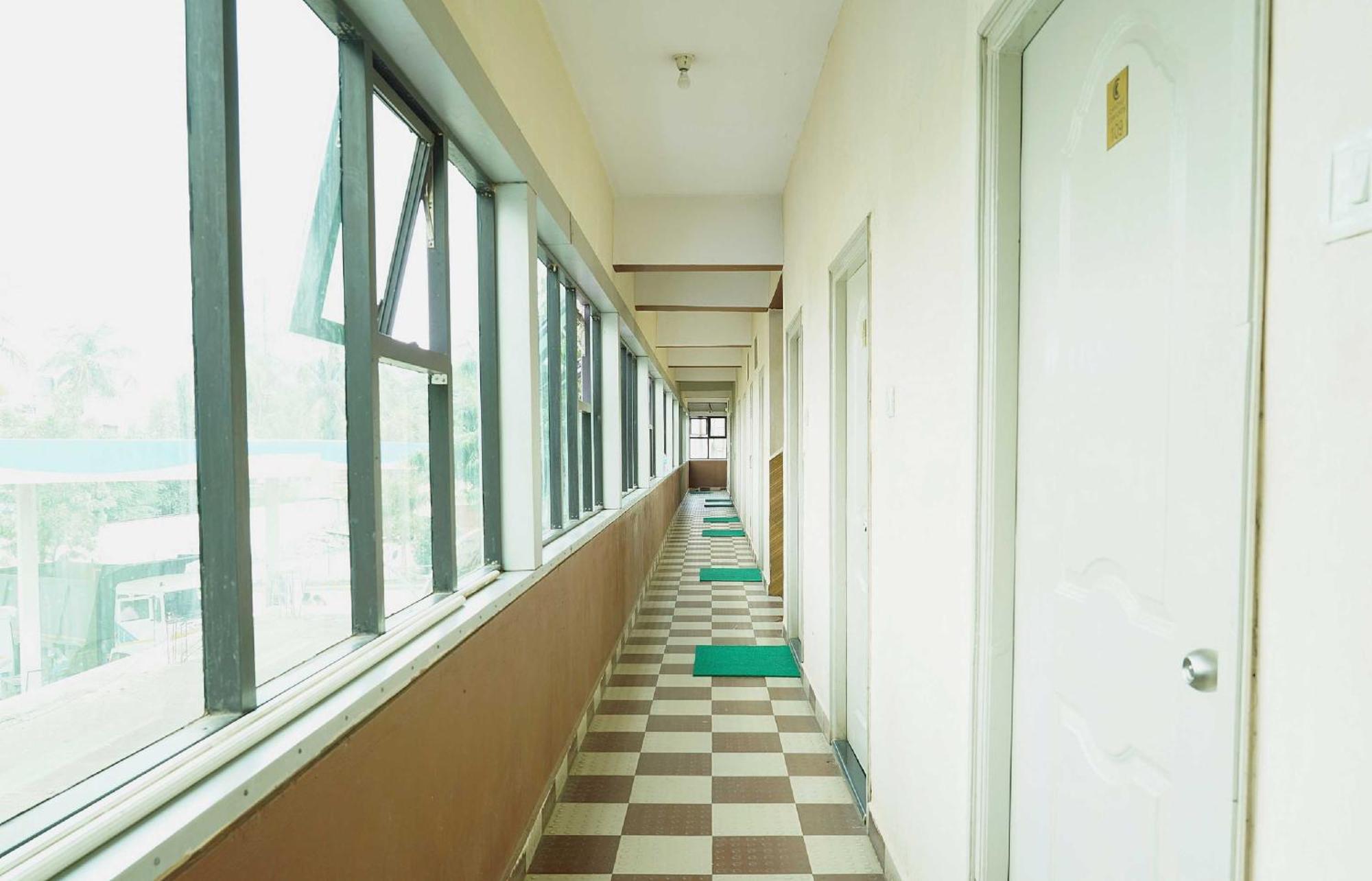 Oyo Chinthu Comforts Tumkur Exterior photo